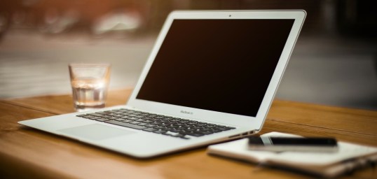 home-office-336373_1920